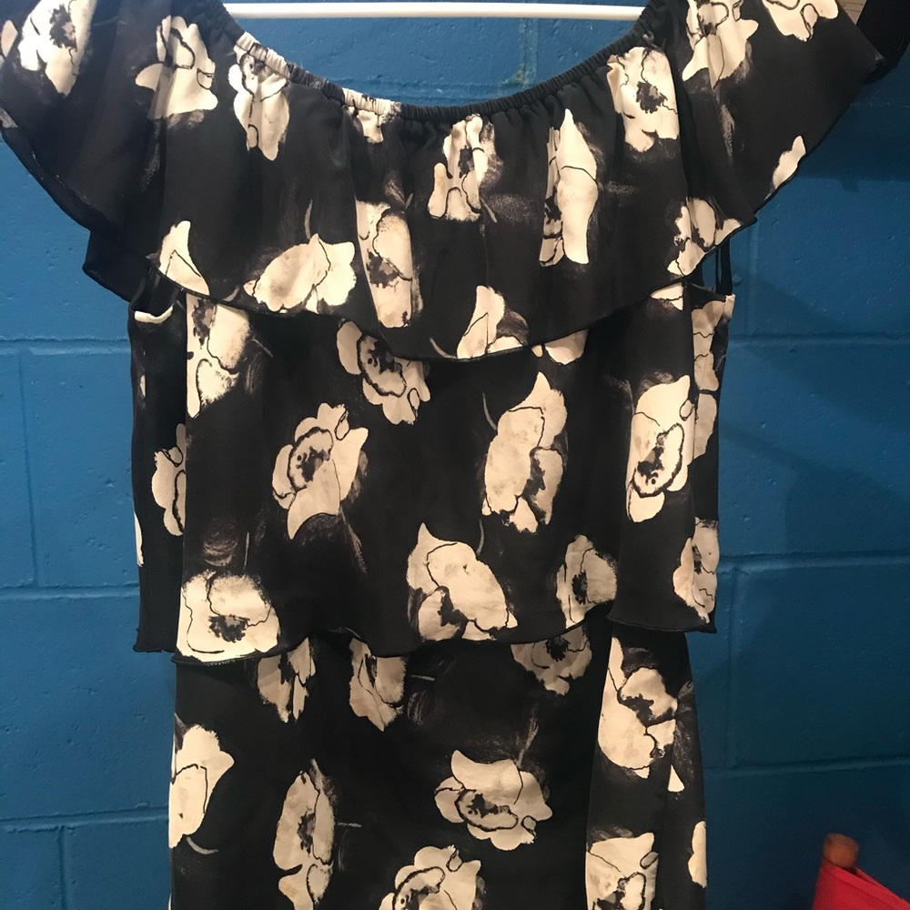 WHBM Top - Picture 3 of 3